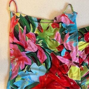 Resa • Margo maxi dress in Tropicana - medium